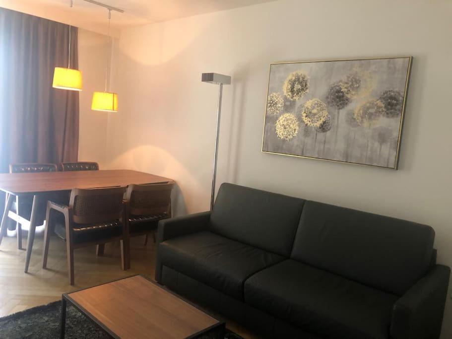 Executive 1Br Flat, City Center - Hammer 3 Zurich Exterior photo
